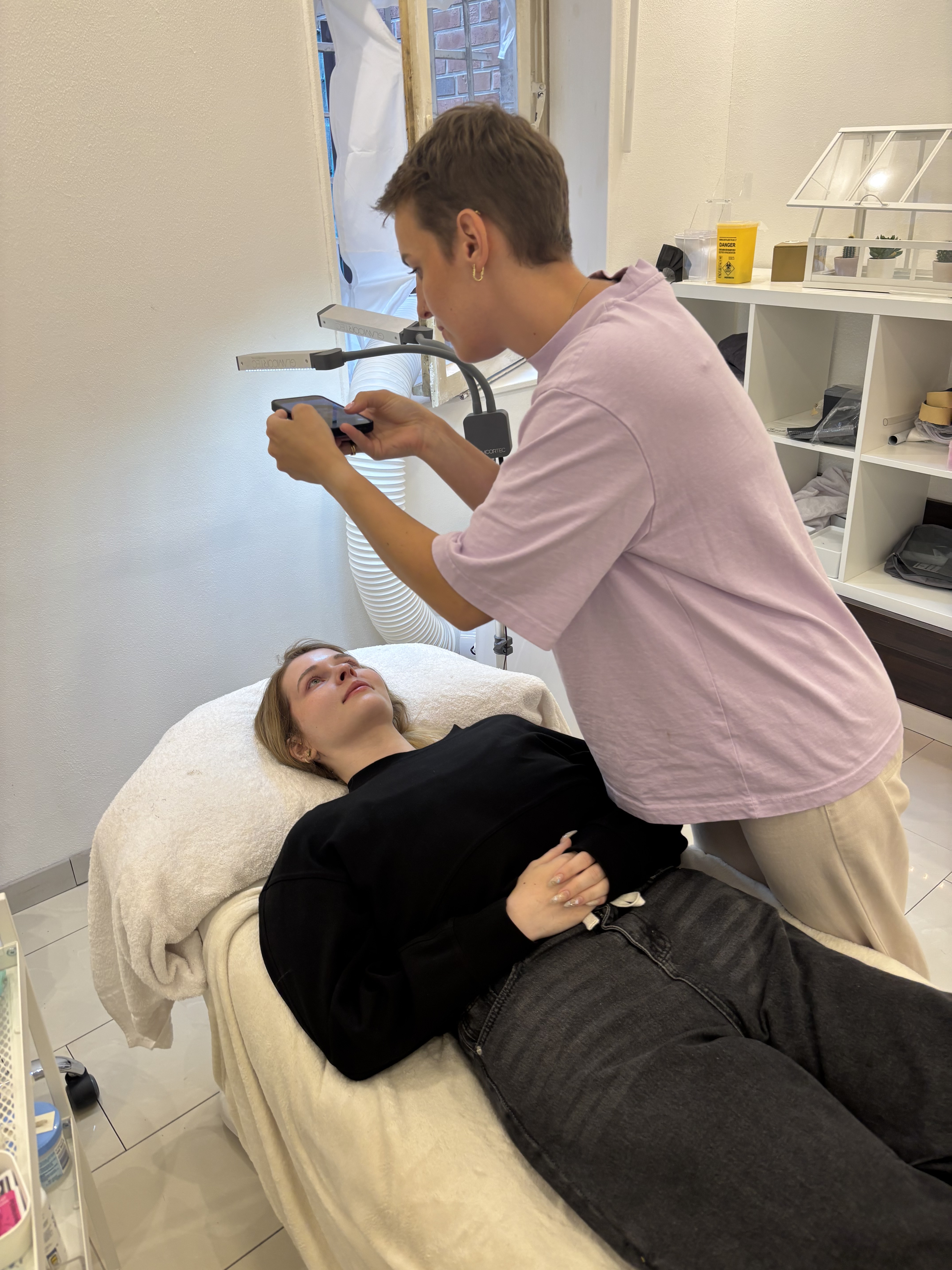 Wimpernschulung Hamburg — Praxis an Modellen im Studio
